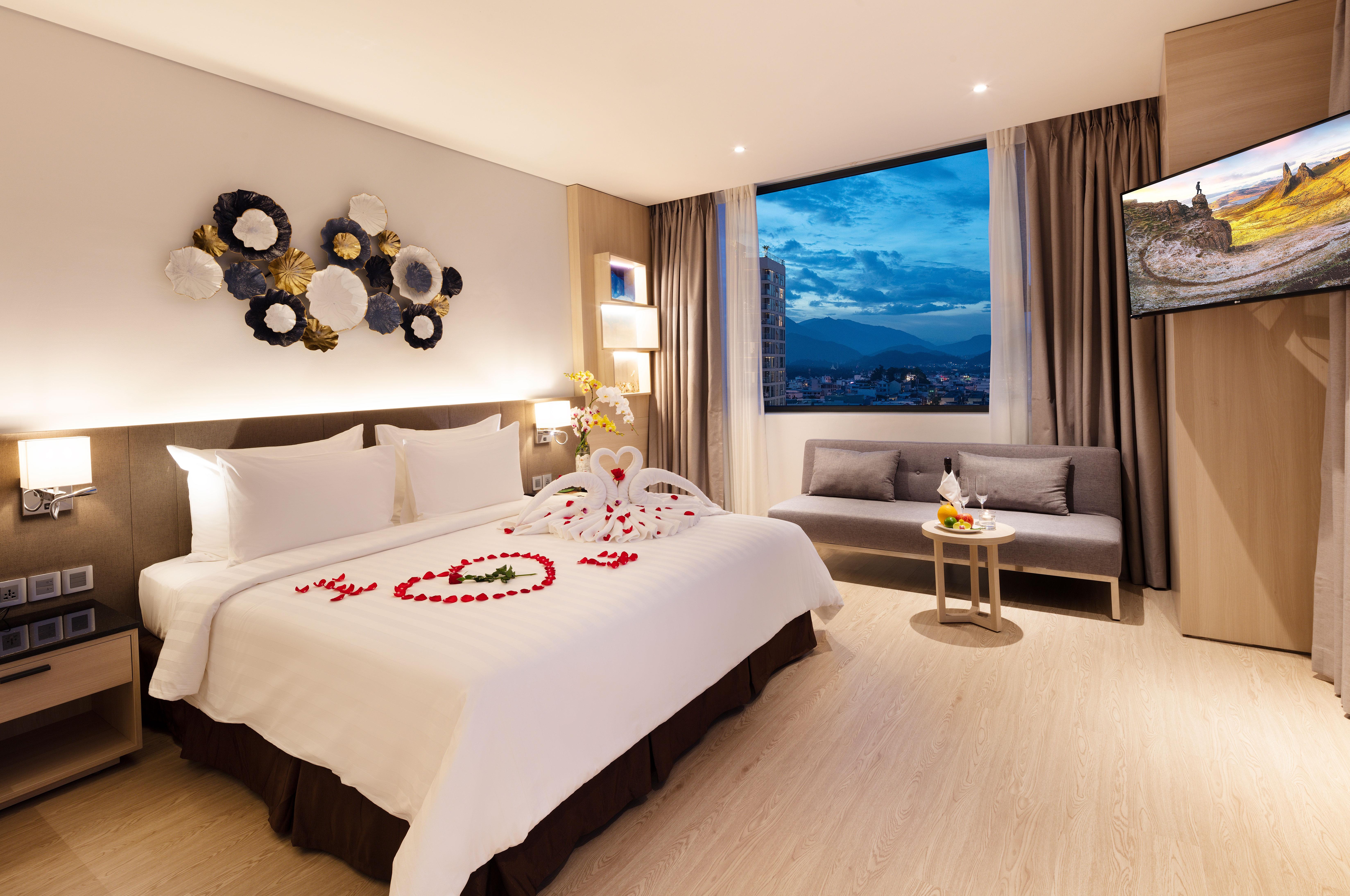 Dqua Hotel Нячанг Екстер'єр фото
