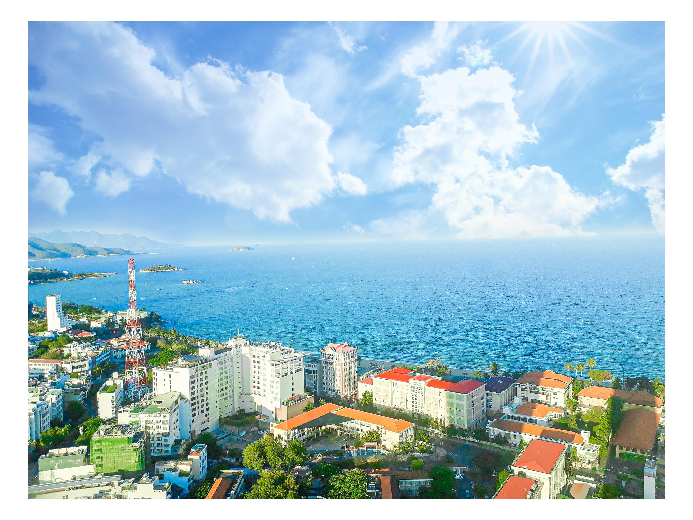 Dqua Hotel Нячанг Екстер'єр фото