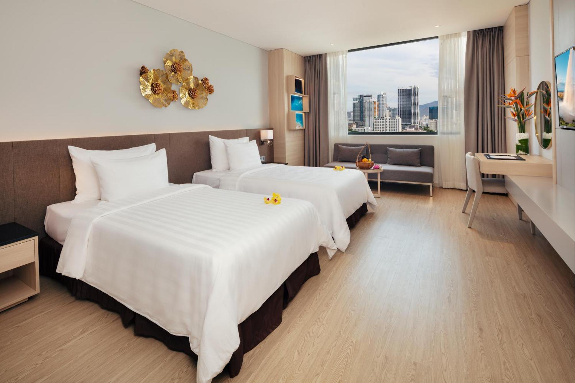 Dqua Hotel Нячанг Екстер'єр фото