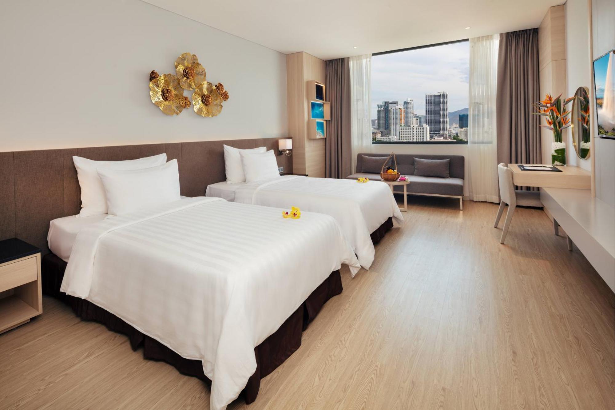 Dqua Hotel Нячанг Екстер'єр фото